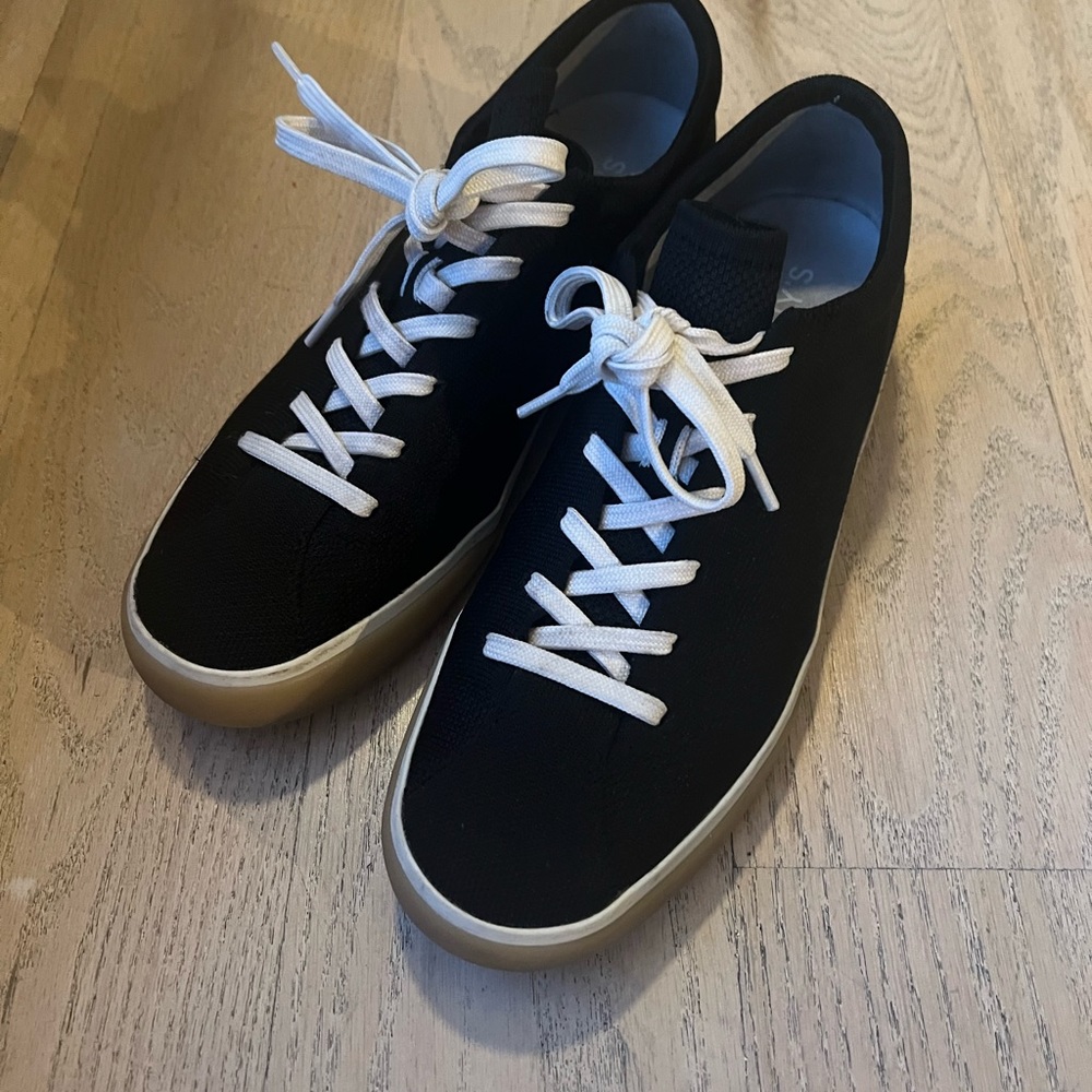 Rothy’s lace-up sneakers, size 11